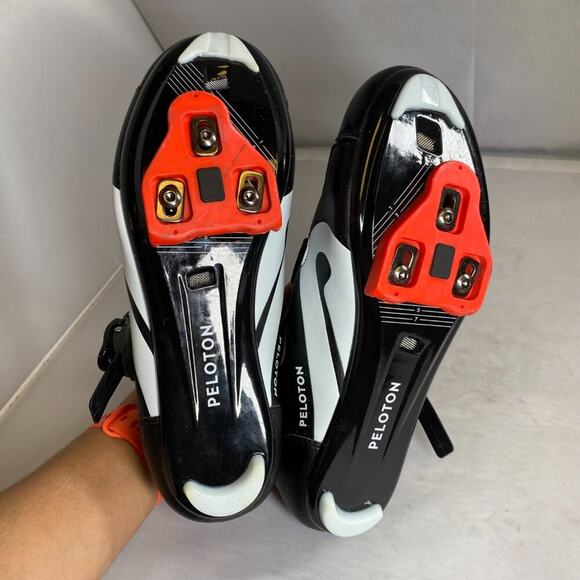 Peloton cycling shoes 40 Bike Cleats Unisex - Picture 3 of 5